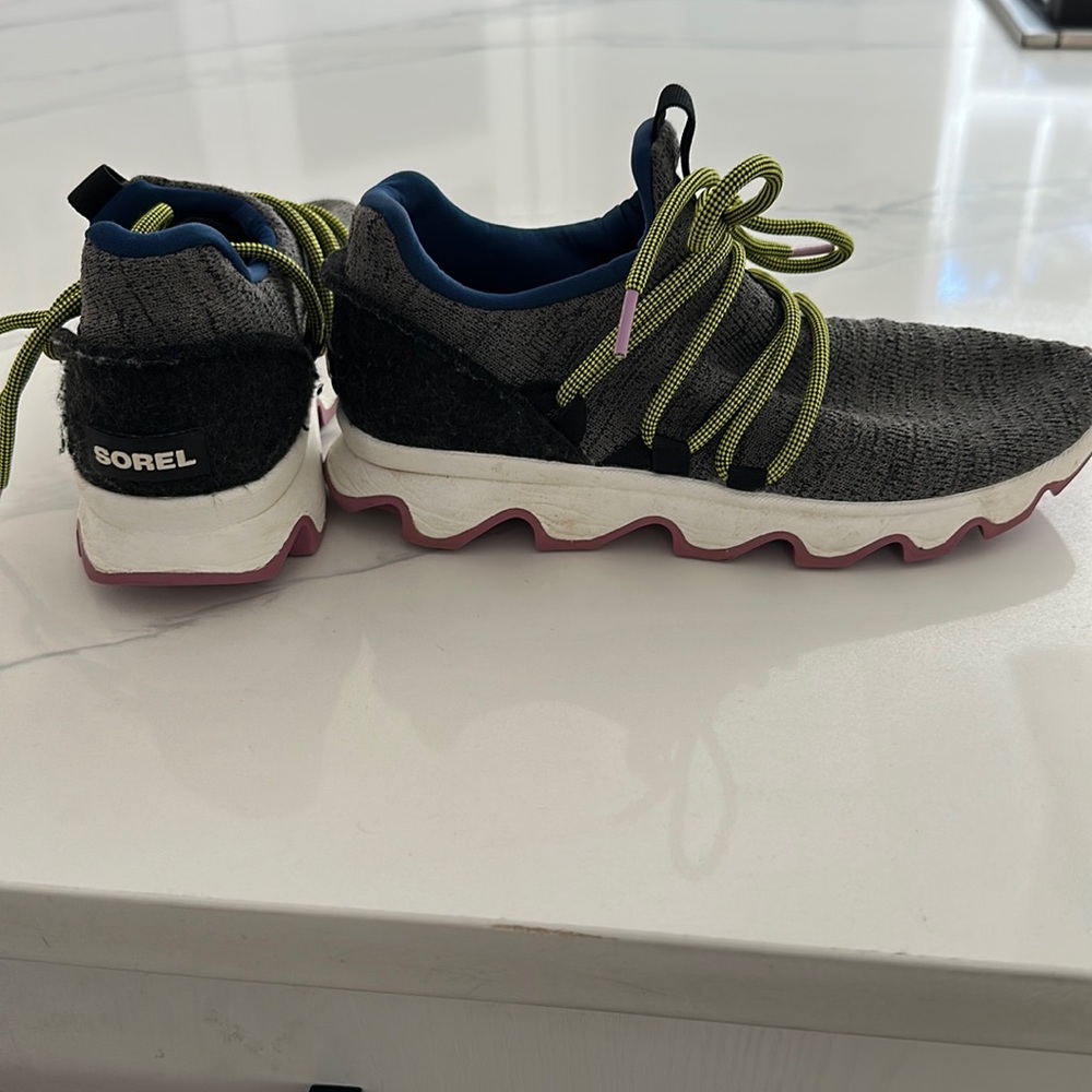 Sorel Kinetic sneakers - 8.5